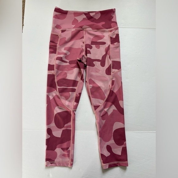 Zyia Active Pink Camo Legging Capris Size 4 - Picture 1 of 8